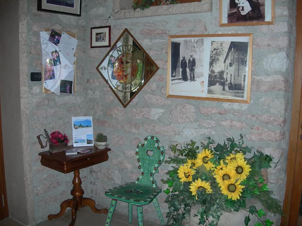 Albergo Centrale San Zeno di Montagna Italië